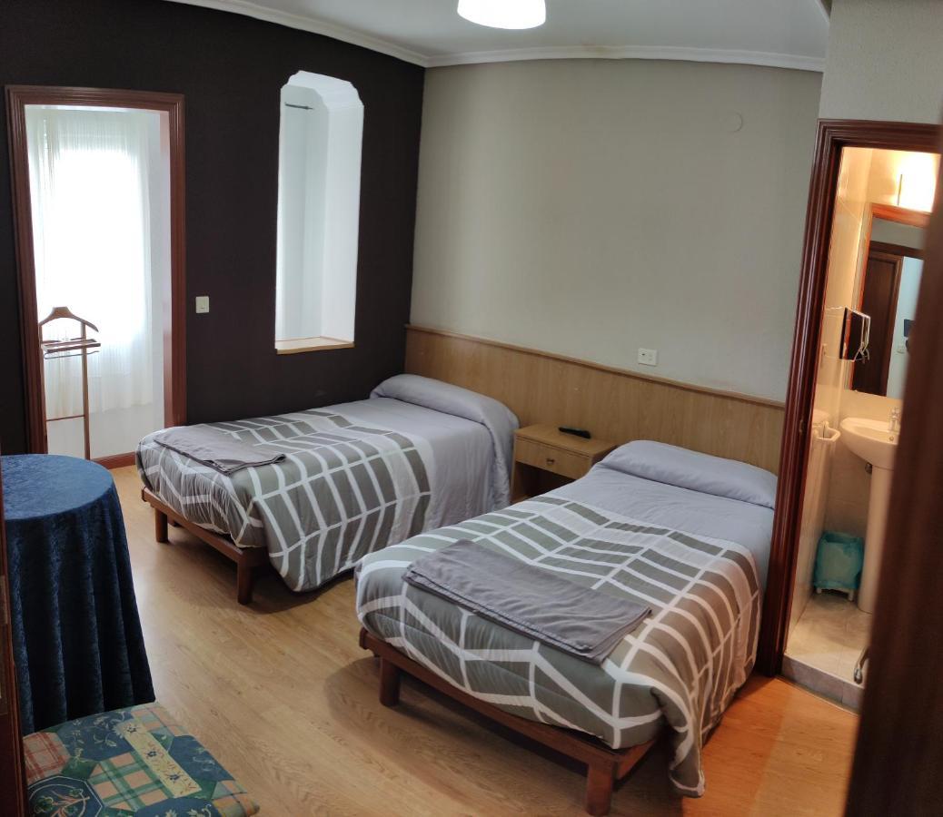 Hostal Castilla Miranda de Ebro Dış mekan fotoğraf